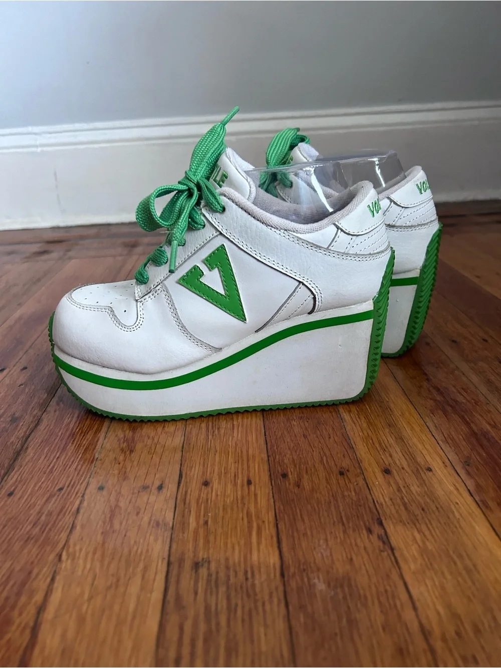 Volatile Y2K Flyer Platform Sneakers